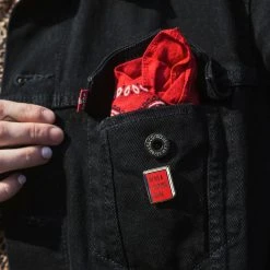 Autostraddle Read Pin